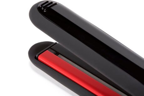 ug90e-piastra-per-capelli-infrared-slim-upgrade-03.jpg