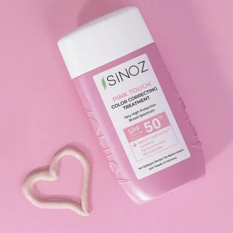 SINOZ PINK TOUCH atspalvį koreguojantis veido kremas SPF50+, 50 ml1